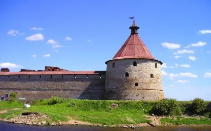 Фортеця горішок Шліссельбург опис, історія, як дістатися (горішок) Фортеця горішок Шліссельбург опис, історія, як дістатися