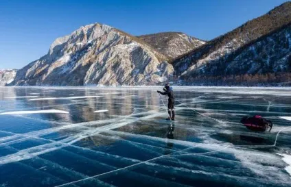 Краса замерзлого Байкалу