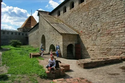 Фортеця горішок (Шліссельбург) - ключ до історііУкаіни (фортеця) Фортеця горішок (Шліссельбург) - ключ до історііУкаіни