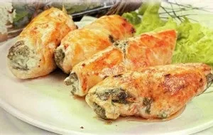 Куряча грудка в сметанному соусі на сковороді і в духовці (куряча) Куряча грудка в сметанному соусі на сковороді і в духовці
