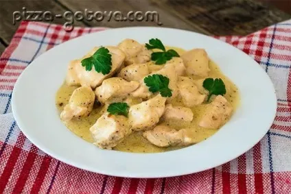 Куряча грудка в сметанному соусі - рецепт з фото (сметанному) Куряча грудка в сметанному соусі - рецепт з фото
