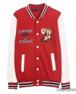 Куртки varsity jacket набирають популярність