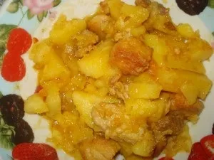 Курка з картоплею в молоці, готуємо швидко і смачно (часник) Курка з картоплею в молоці, готуємо швидко і смачно