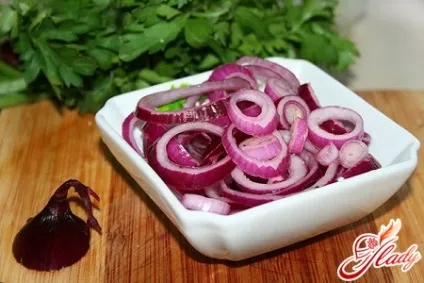 Цибулевий салат - це смачно!