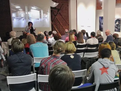 Марина Разбежкіна «в Казані не знають, що таке документальне кіно» (знають) Марина Разбежкіна «в Казані не знають, що таке документальне кіно»