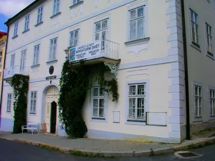 Маріанські лазні