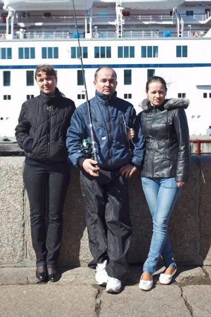 Люди в місті рибалки Харкова (люди) Люди в місті рибалки Харкова