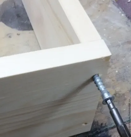 Робимо стіл для малювання піском - ярмарок майстрів - ручна робота, handmade (лак на водній основі) Робимо стіл для малювання піском - ярмарок майстрів - ручна робота, handmade