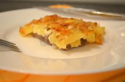 Печеня з куркою і картоплею в горщику - рецепт з фото (куркою) Печеня з куркою і картоплею в горщику - рецепт з фото