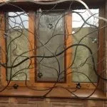 Металеві грати на вікна (23 фото) вибираємо красиві і безпечні