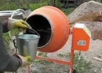 Методи очищення бетономішалки (очищення) Методи очищення бетономішалки
