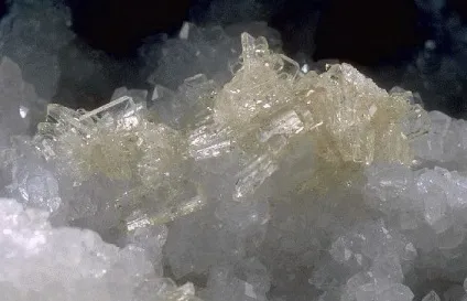 Мінерал барит, чарівний світ дорогоцінних каменів (мінерал) Мінерал барит, чарівний світ дорогоцінних каменів