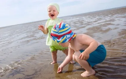 Море, дача, село що краще для малюка