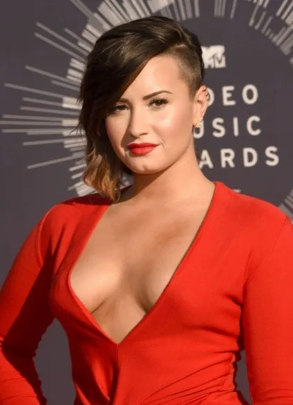 Mtv vma 2014 хто в чому продовження (2014 року) Mtv vma 2014 хто в чому продовження