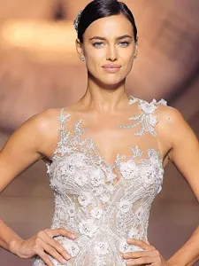 Нова колекція pronovias 2016 (весільні сукні ціни) Нова колекція pronovias 2016