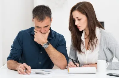 Чи потрібно платити податок при продажу квартири, купленої менше 3 років тому і більше (продаж квартири без сплати податку) Чи потрібно платити податок при продажу квартири, купленої менше 3 років тому і більше