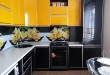 Шпалери на кухні дизайн фото для маленького інтер'єру, обклеювання стін (шпалери на кухні дизайн фото) Шпалери на кухні дизайн фото для маленького інтер'єру, обклеювання стін