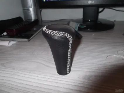 Обшив ручку кпп шкірою)))