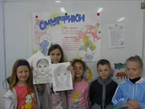 Оформлення куточка пришкільного табору (оформлення табірного куточка) Оформлення куточка пришкільного табору