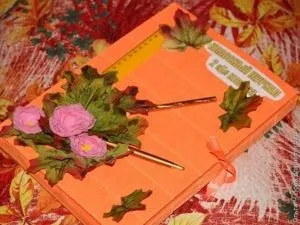 Оформлення коробки цукерок до Дня вчителя