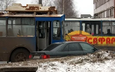 Небезпечні дороги аварії в місті відбуваються через 15 хвилин - комп'ютерний Костянтинівка