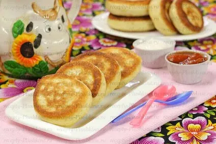 Оладки на кефірі пишні - рецепт з фото (рецепт) Оладки на кефірі пишні - рецепт з фото