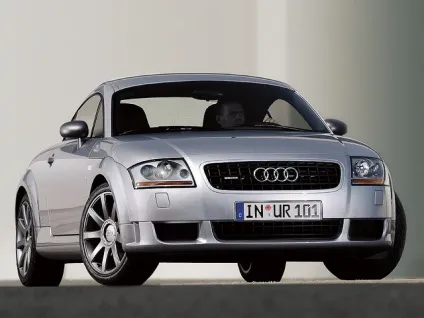 Про компанію audi