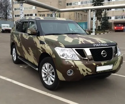 Обклеювання автомобіля вінілом плюси і мінуси (недоліки) Обклеювання автомобіля вінілом плюси і мінуси
