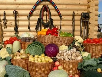 Осінні салати і рецепти їх приготування (приготування) Осінні салати і рецепти їх приготування