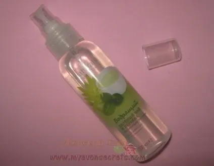Освіжаючий лосьйон-спрей для тіла avon naturals «підбадьорливий зелений чай і вербена»