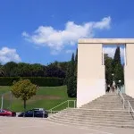 Парк лабіринт орта в Барселоні, espanglish