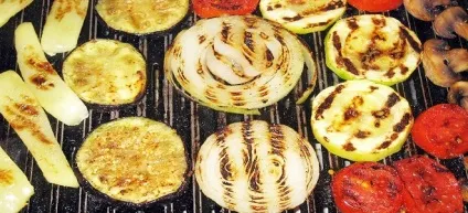 Овочі на мангалі - рецепти баклажанів, картоплі, кабачків і помідорів (рецепти) Овочі на мангалі - рецепти баклажанів, картоплі, кабачків і помідорів