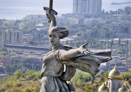 Пам'ятник-ансамбль героям Сталінградської битви (Героям Сталінградської битви) Пам'ятник-ансамбль героям Сталінградської битви