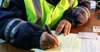 Перездача на права після позбавлення водійського посвідчення (позбавлення) Перездача на права після позбавлення водійського посвідчення
