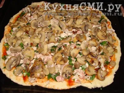 Піца з грибами та куркою (Піца грибами куркою) Піца з грибами та куркою