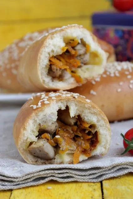 Пиріжки з куркою в духовці - прості рецепти (куркою) Пиріжки з куркою в духовці - прості рецепти