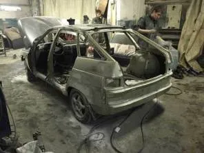Фарбування автомобіля, де і як фарбувати (нічим відрізняється фарбування) Фарбування автомобіля, де і як фарбувати
