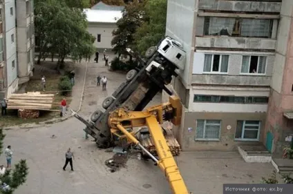 12 Самих соковитих фото підйомних кранів (використовуються зовсім звичних) 12 Самих соковитих фото підйомних кранів