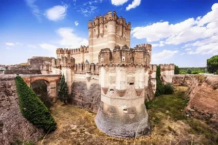 10 Найкрасивіших замків світу (фото з назвами) (замків) 10 Найкрасивіших замків світу (фото з назвами)