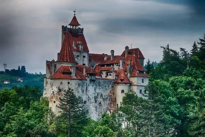10 Найкрасивіших замків світу (фото з назвами) (замків) 10 Найкрасивіших замків світу (фото з назвами)