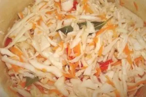 Простий рецепт маринованої капусти шматочками - маринована капуста від 1001 їжа (шматочками) Простий рецепт маринованої капусти шматочками - маринована капуста від 1001 їжа