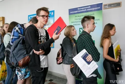 Прохідні бали виросли на 50, а десь - і на 100 пунктів (десь) Прохідні бали виросли на 50, а десь - і на 100 пунктів