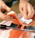 Оброблення червоної риби, покроковий рецепт з фото (десерти) Оброблення червоної риби, покроковий рецепт з фото