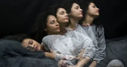 Дитина лунатіт що робити 9 рад для батьків (смоктання пальця) Дитина лунатіт що робити 9 рад для батьків