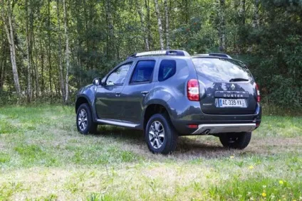 Рено Дастер 2016 новому кузові фото ціна і комплектації відгуки власників (Дастер) Рено Дастер 2016 новому кузові фото ціна і комплектації відгуки власників