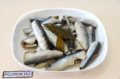 Салака пряного посолу - покроковий рецепт з фото як приготувати