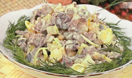 Салати з опеньками і шинкою рецепти з маринованими і вареними грибами (опеньками) Салати з опеньками і шинкою рецепти з маринованими і вареними грибами