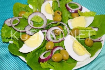 Салат зі шпинатом, помідорами і яйцем (помідорами) Салат зі шпинатом, помідорами і яйцем