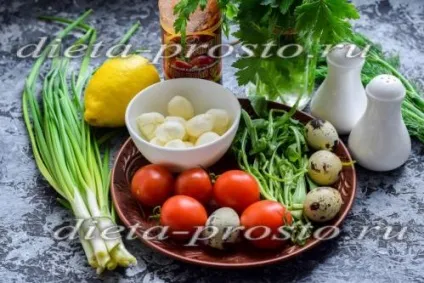 Салат з руколи з помідорами і моцарелою (рукколи) Салат з руколи з помідорами і моцарелою