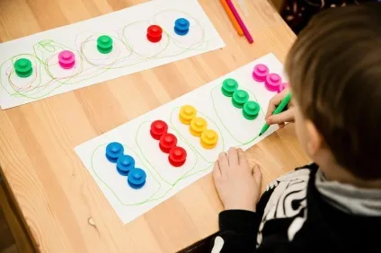 13 Способів продовжувати вчити дітей під час канікул (дітей) 13 Способів продовжувати вчити дітей під час канікул